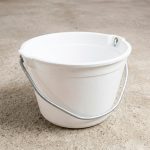 BALDE PLASTICO BLANCO REFORZADO URUGUAY 7