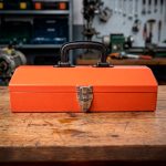 CAJA DE HERRAMIENTAS 35X9X17CM METALICA LH-939