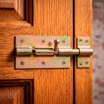 PASADOR 5" CON PORTA CANDADO UYUSTOOLS PICD05