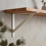 SOPORTE METALICO BLANCO 35X22 CM P/ESTANTE LH-2942