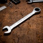 LLAVE COMBINADA 17MM CON CRICKET LH-2620