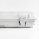 TUBO DE LUZ ESTANCO LUZ FRIA 1X8W LED LIFE LH-2233 - Imagen 4