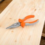 PINZA PUNTA 6" BICOLOR HORUSDY LH-1615