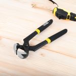 TENAZA 7" UNIVERSAL UYUSTOOLS TND207