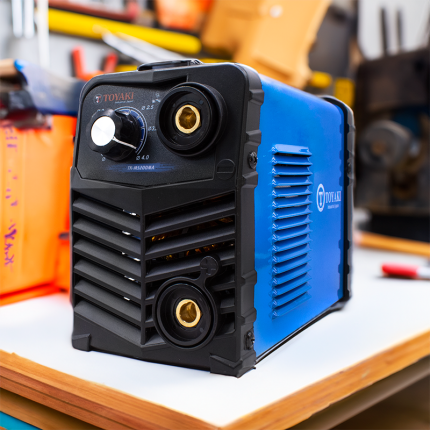 SOLDADORA INVERTER 200AMP TOYAKI TK-MS200MA