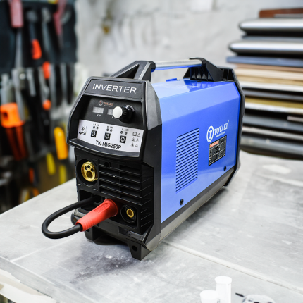 SOLDADORA INVERTER 250AMP MIG/MMA TOYAKI TKMIG250P