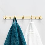 COLGADOR 5 GANCHOS METALICO DORADO LH-3402