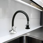 GRIFO FLEXIBLE NEGRO DE  PARED ITALOMIX LH-3310
