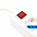 ALARGUE 3 TOMA SCHUK 5M C/LLAVE LED LIFE SL3503-5M - Imagen 18