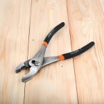 PINZA PARA MECANICO 8” FORRADA MAKAWA MK-0446 - Imagen 5