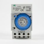 RELOJ TEMPORIZADOR MANUAL 16A LED LIFE LH-2736 - Imagen 3