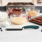 ESPATULA DE REPOSTERIR PLASTICO NEGRO LH-4726