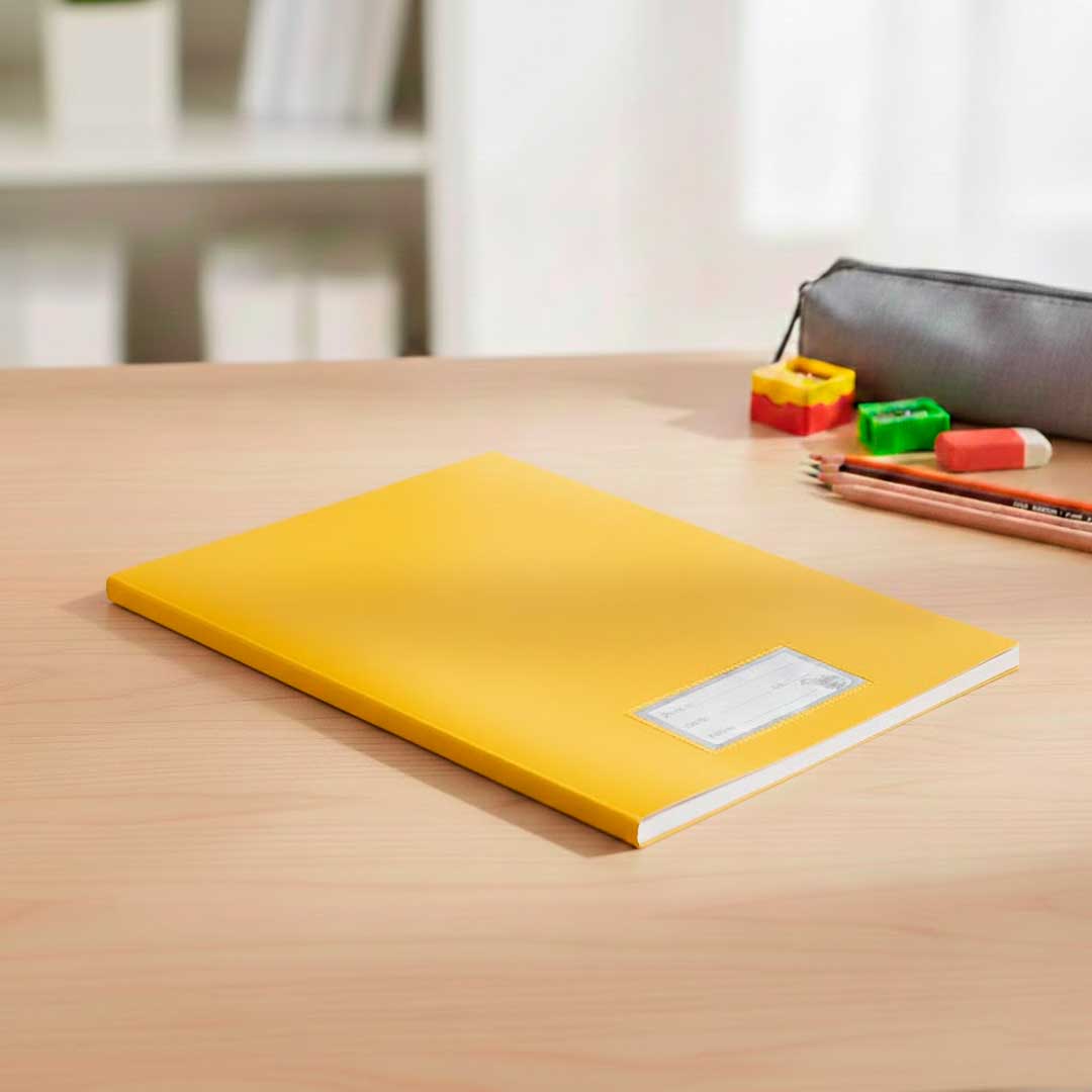 10826 FORRO DE PVC PARA CUADERNO AMARILLO - Imagen 1
