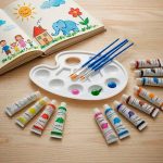 PINTURA 12 COLORES CON PALETA Y PINCELES YS-102