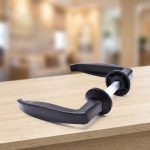 PESTILLO 8MM METALICO NEGRO LH-2533